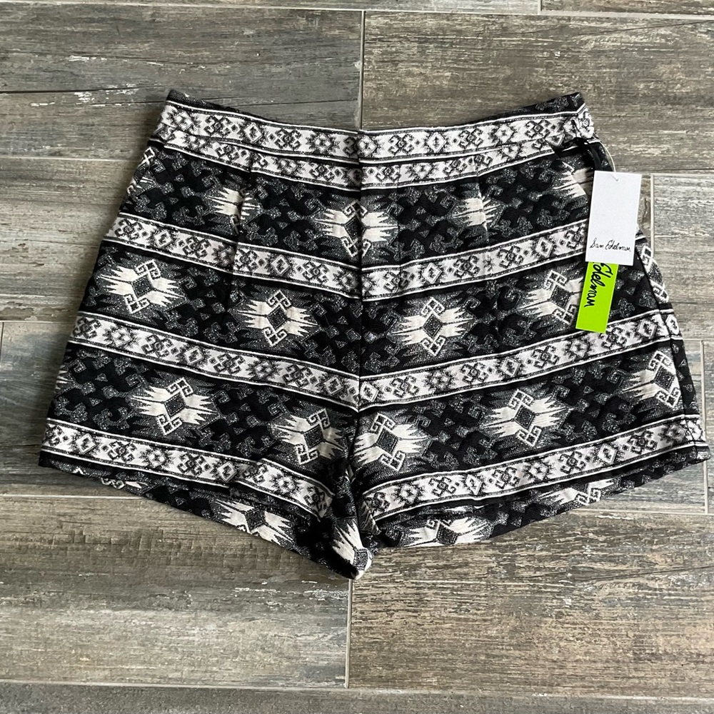 Black and White Patterned Women Shorts